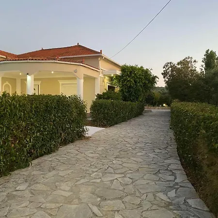 Meredith Zakynthos